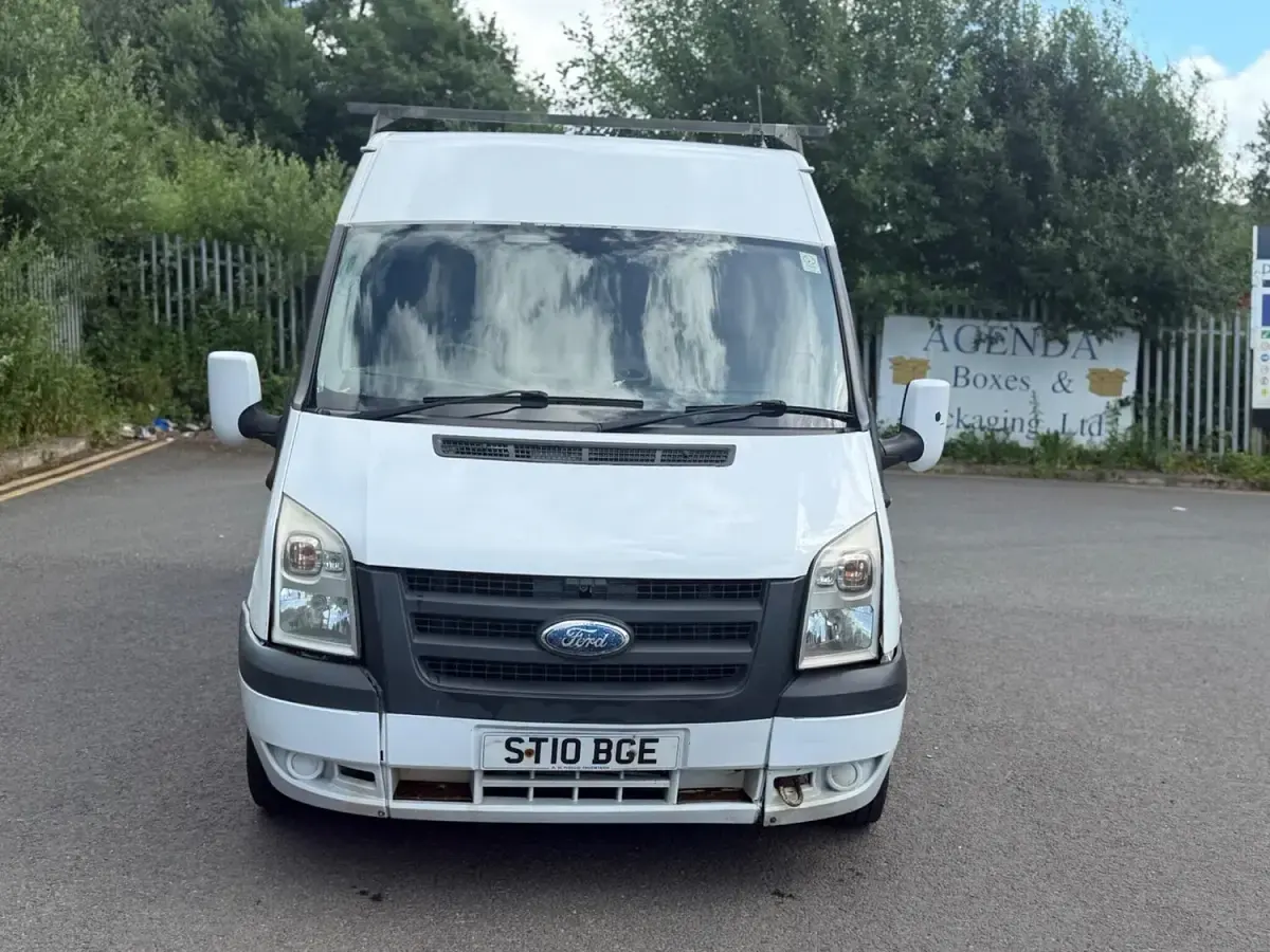 Used Ford Transit 85 HP (62 kW) 2010 White Van