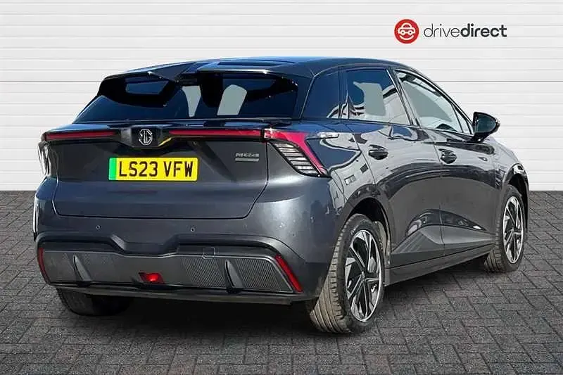 Used MG MG4 EV Trophy 2023 Grey Hatchback