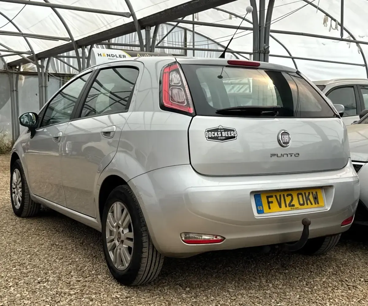 Used Fiat Punto Easy 75 HP (55 kW) 2012 Grey Hatchback