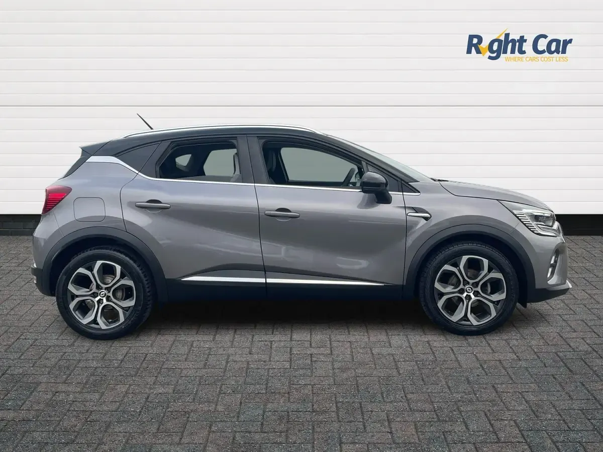 Used Renault Captur SE 2022 Grey/black  SUV
