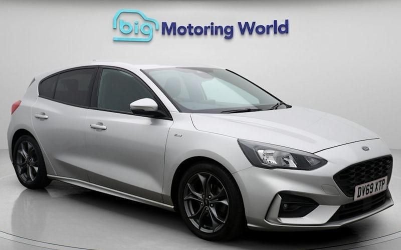 Used 2020 Ford Focus ST-Line Hatchback | £12,400 (Fair price) - Image 1/4