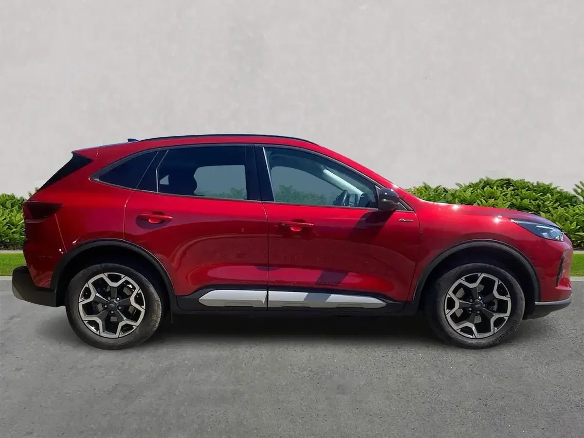 Used Ford Kuga Active 183 HP (134 kW) 2025 Red SUV