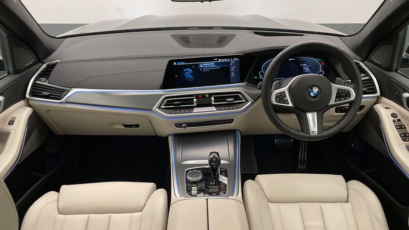 Used BMW X5 M Sport 389 HP (286 kW) 2021 Grey SUV