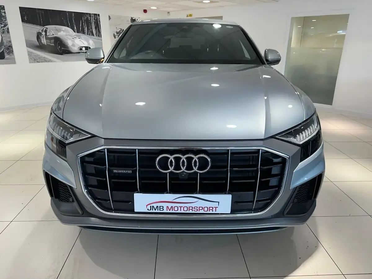 Used Audi Q8 S-Line 286 HP (210 kW) 2023 Silver SUV