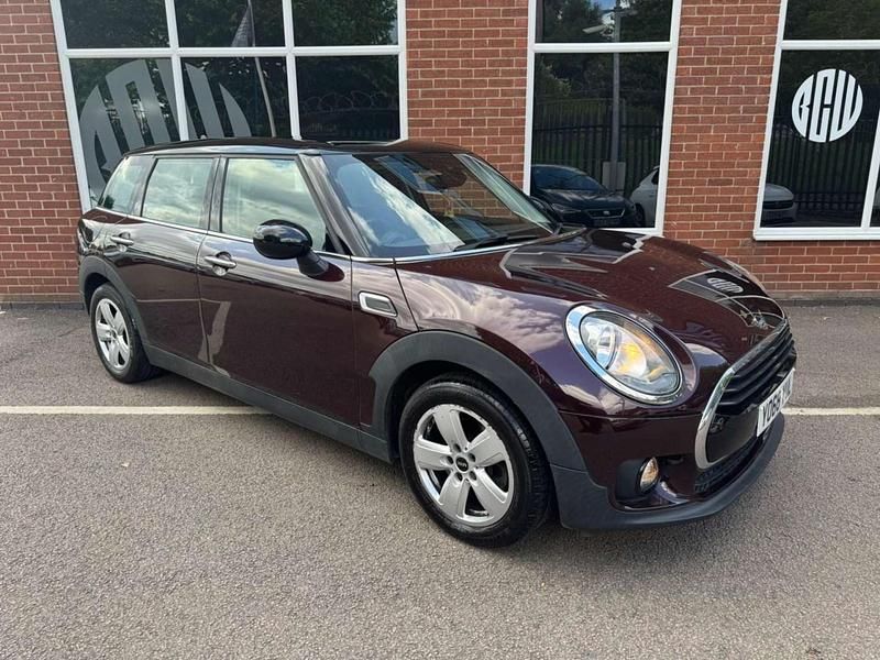 Maroon Used 2018 Mini Cooper Clubman Classic Estate | £11,500 (Good price) - Image 1/4