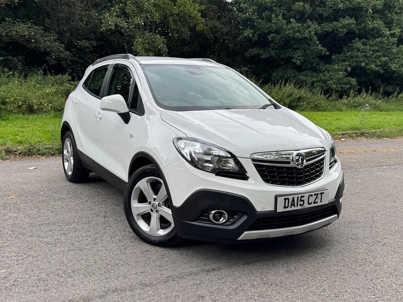 White Used 2015 Vauxhall Mokka S SUV | £5,295 (Fair price) - Image 1/4