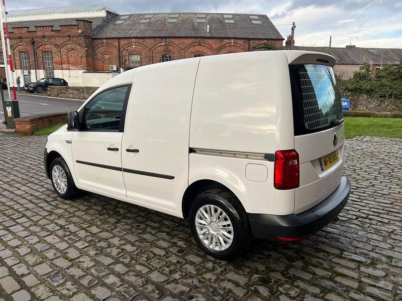 Used VW Caddy Startline 102 HP (75 kW) 2018 White MPV