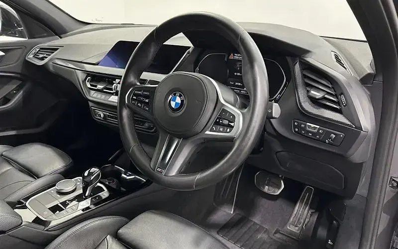 Used BMW 118 M Sport 140 HP (102 kW) 2019 Grey Hatchback