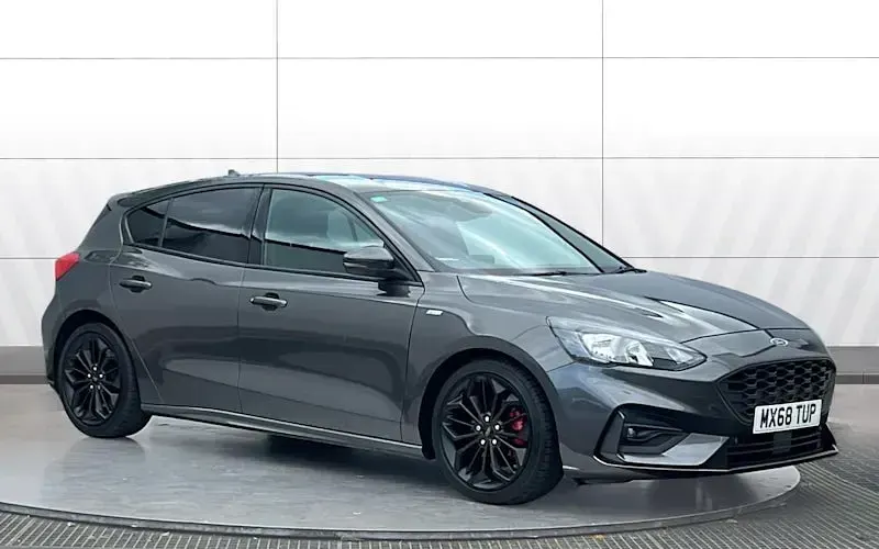 Begagnad Ford Focus ST-Line X 120 HK (88 kW) 2020 Halvkombi