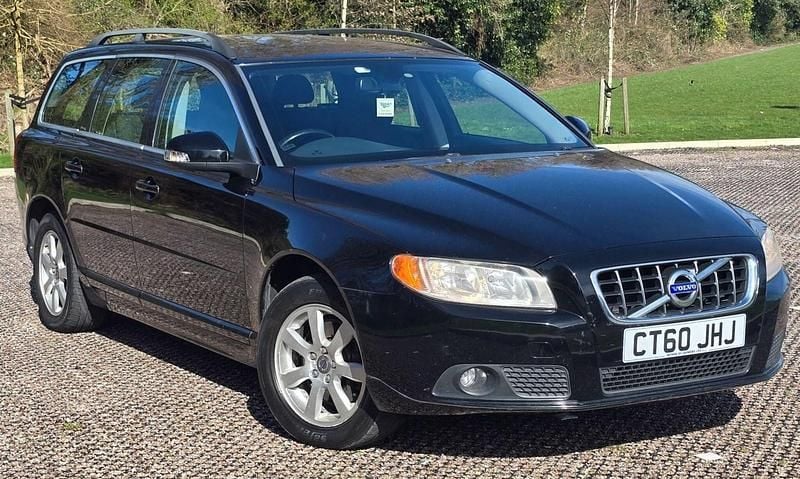Used Volvo V70 163 HP (119 kW) 2011 Black Estate