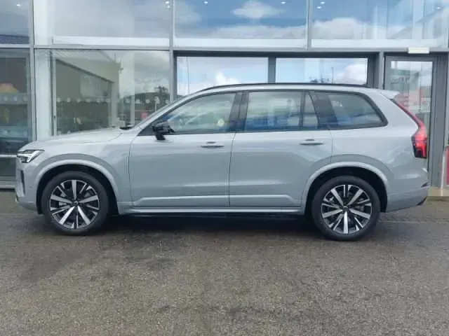 New Volvo XC90 Plus 247 HP (181 kW) 2026 SUV