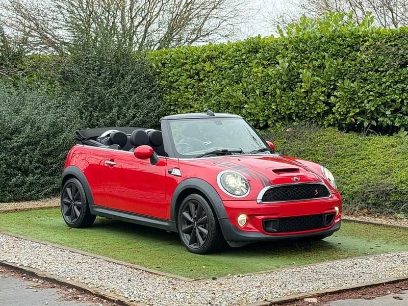 Red Used 2014 Mini Cooper S Cabriolet Cabriolet | £8,999 (Expensive) - Image 1/4