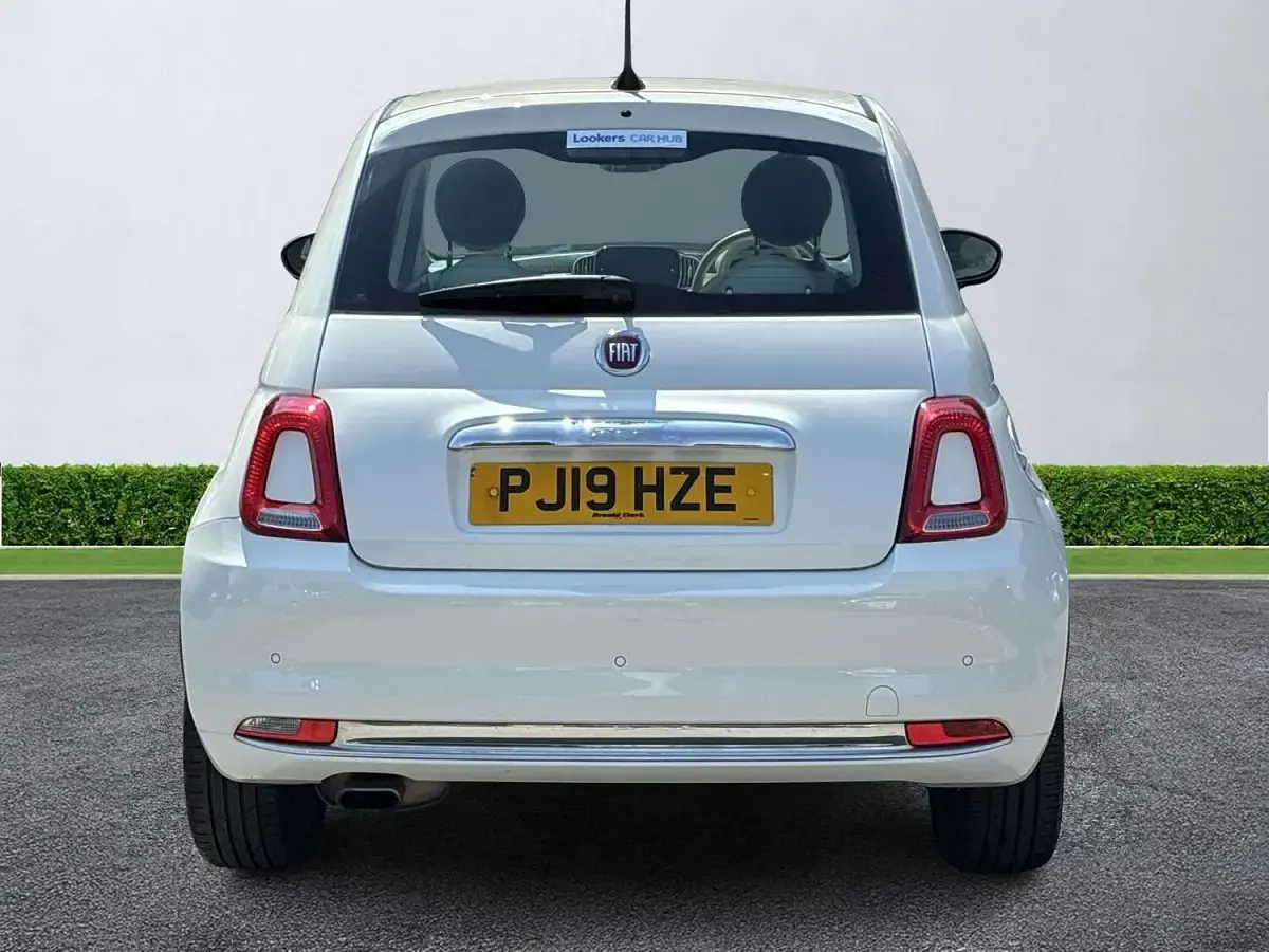 Used Fiat 500 Lounge 69 HP (50 kW) 2019 White Hatchback