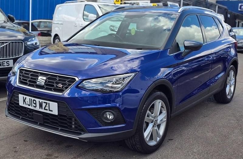Used Seat Arona FR 115 HP (84 kW) 2019 Blue SUV