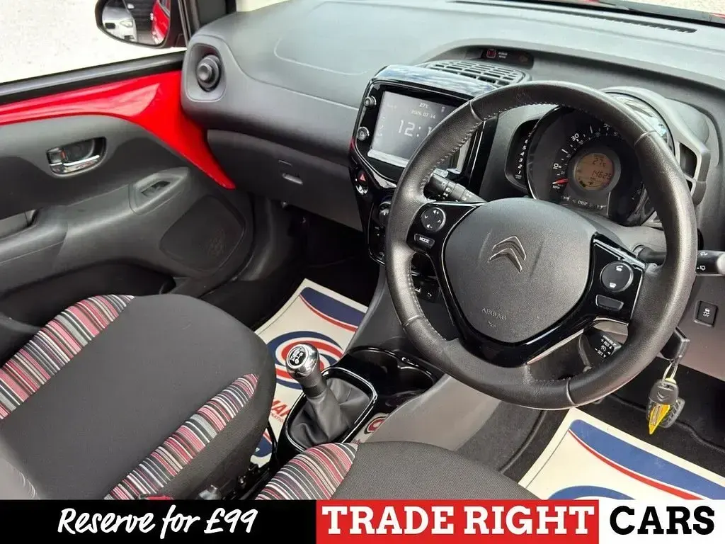 Used Citroën C1 Shine 71 HP (52 kW) 2021 Red Hatchback