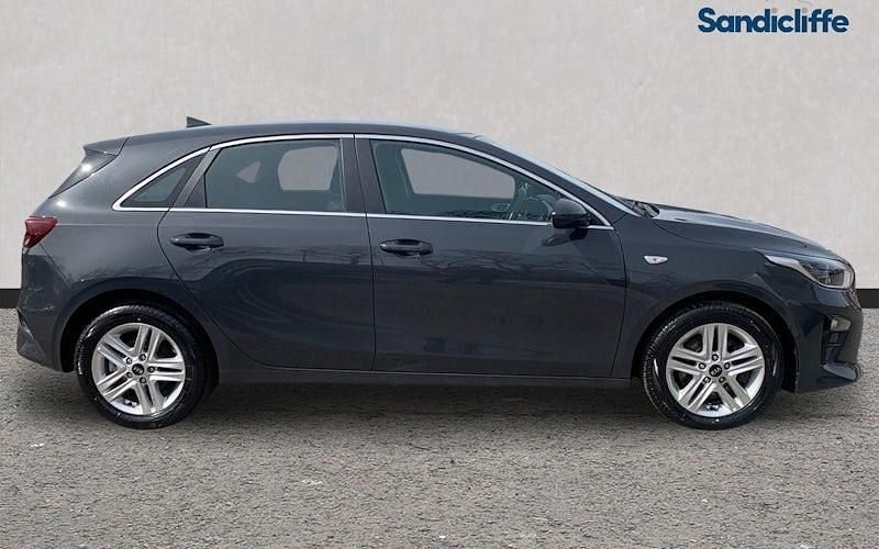 Used Kia Ceed 136 HP (100 kW) 2021 Grey Hatchback
