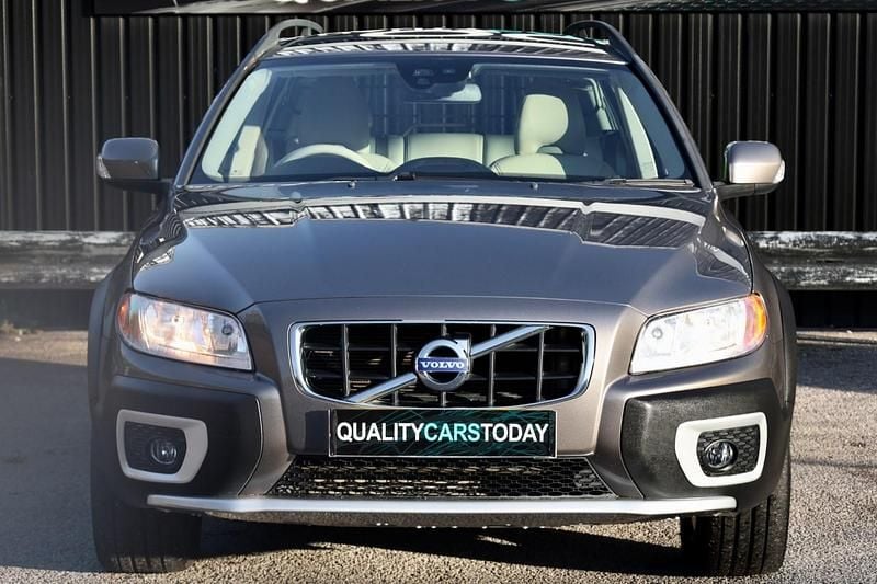 Used Volvo XC70 SE 215 HP (158 kW) 2011 Grey Estate