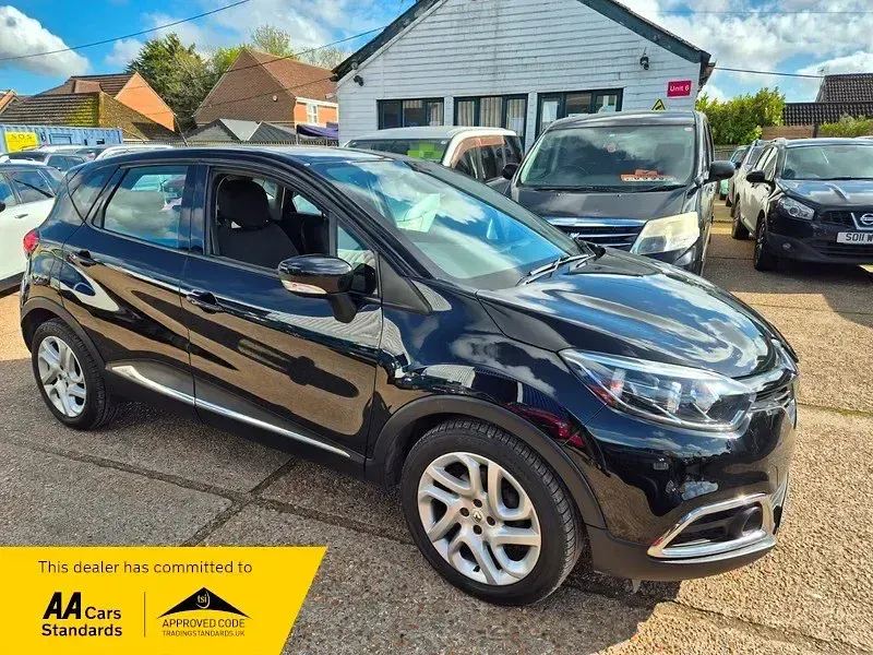 Używany Renault Captur Dynamique 90 KM (66 kW) 2015 Czarny SUV