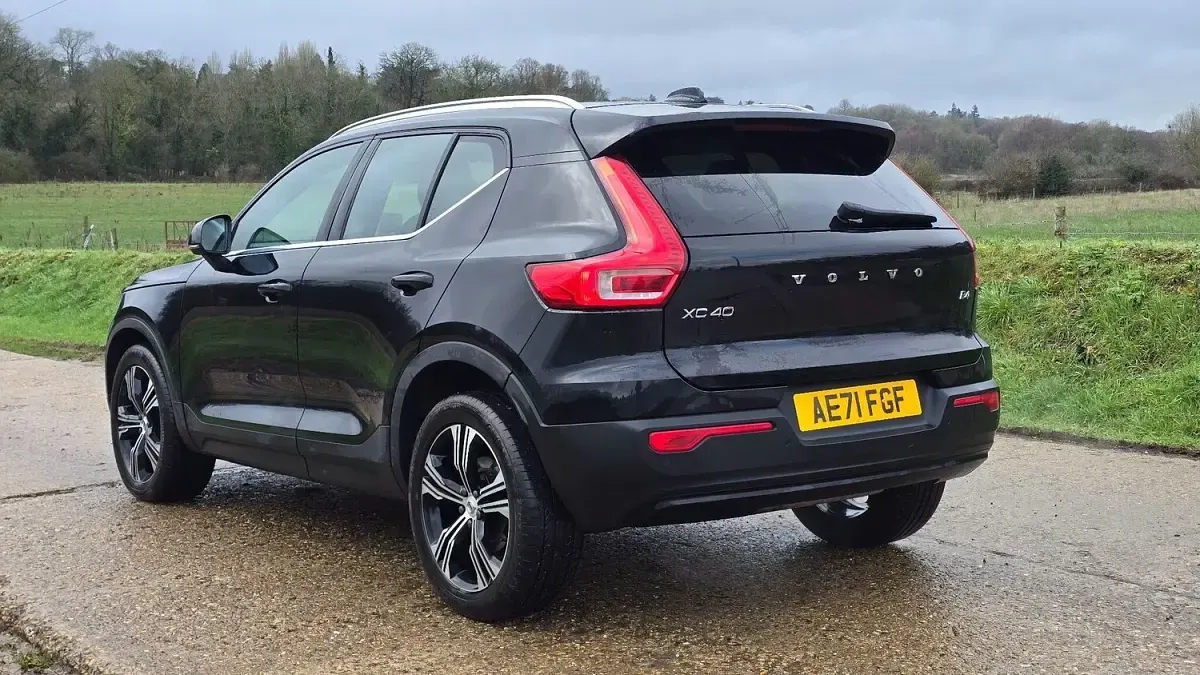 Used Volvo XC40 Inscription 190 HP (139 kW) 2022 Black SUV