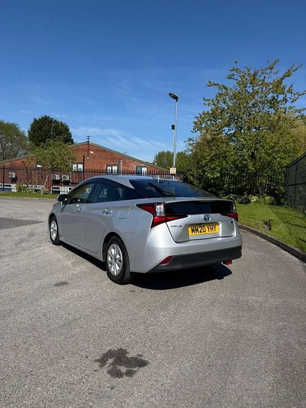 Used Toyota Prius 2025 Silver Hatchback