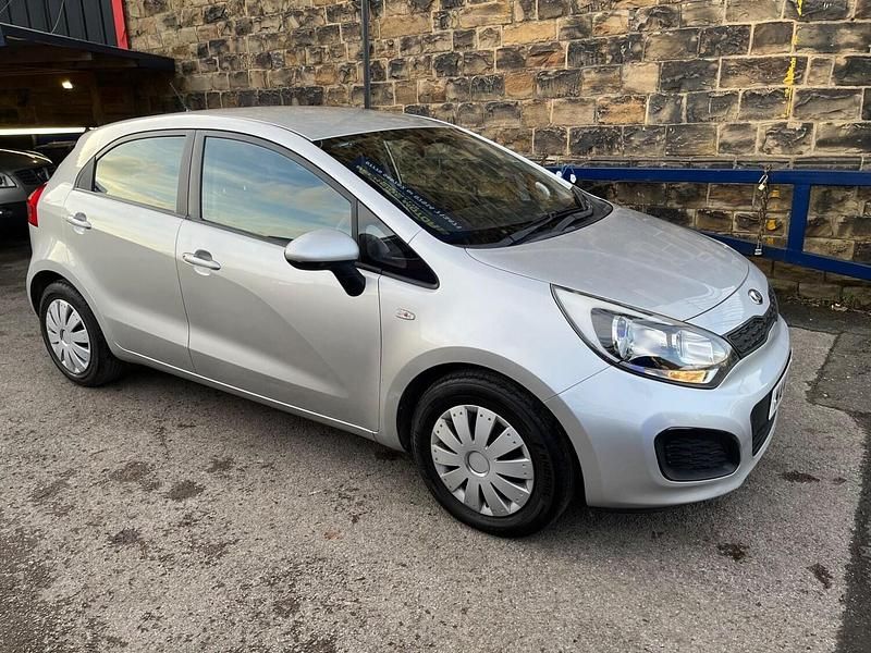 Used Kia Rio Air 2014 Silver Hatchback