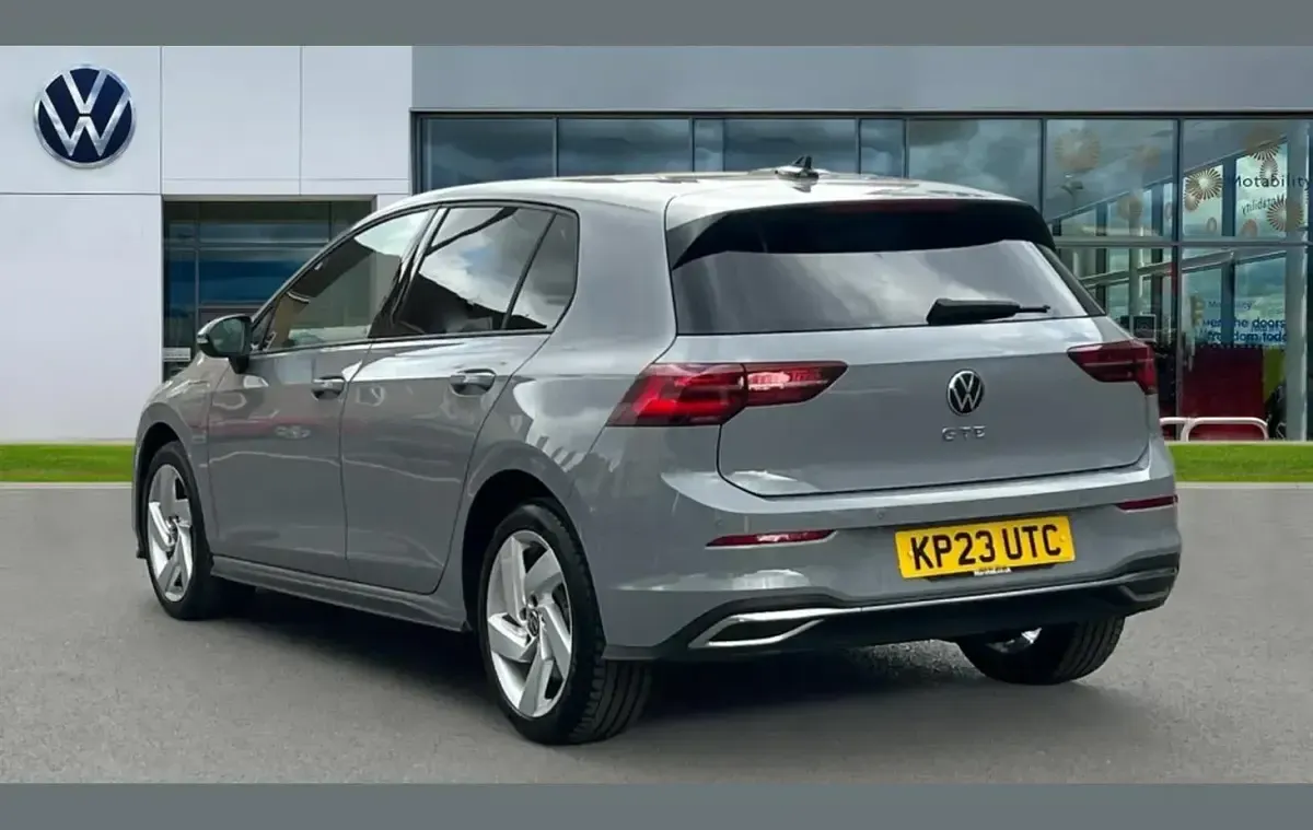Used VW Golf VIII GTE 245 HP (180 kW) 2023 Grey Hatchback