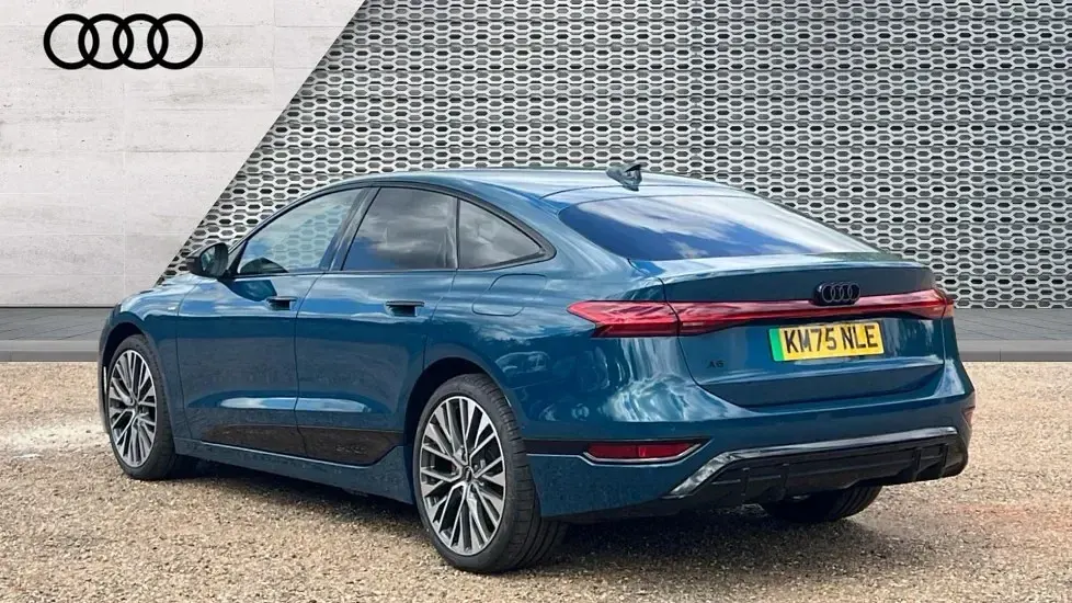 New Audi A6 e-tron Comfort 210 kW (286 HP) 2025 Blue Estate