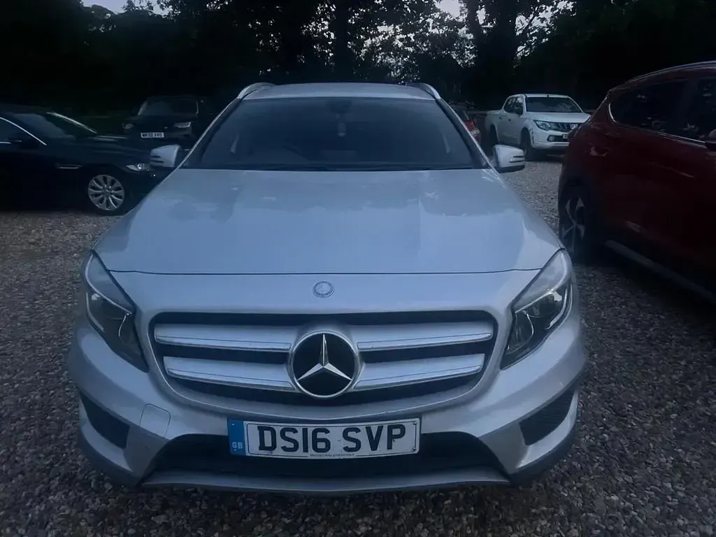Used Mercedes GLA220 AMG line 2016 Silver SUV