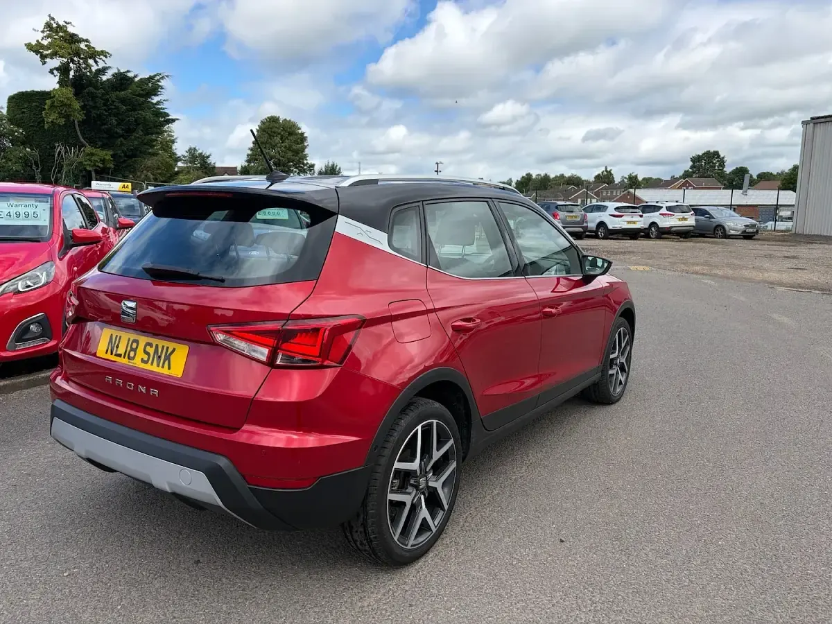 Used Seat Arona XCELLENCE Lux 115 HP (84 kW) 2018 Red SUV
