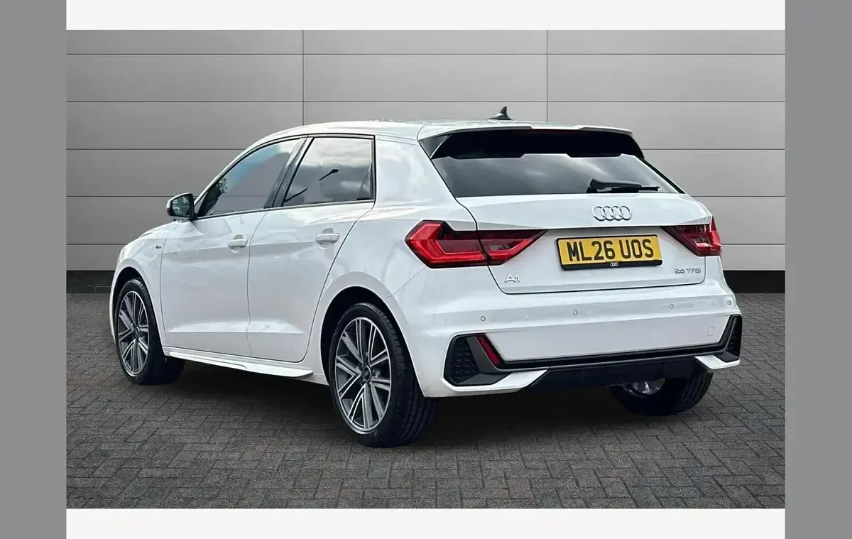 Used Audi A1 S-Line 95 HP (69 kW) 2026 White SUV