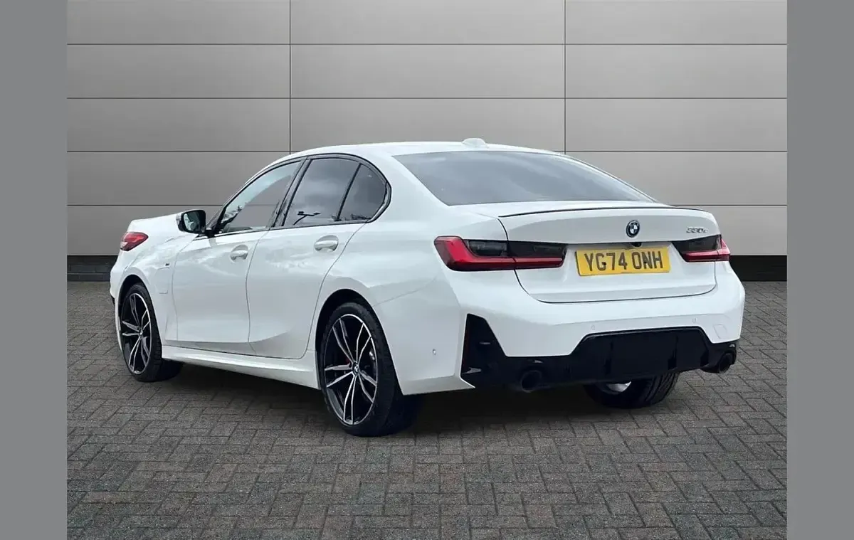 Used BMW 330e M Sport 217 HP (159 kW) 2024 White Sedan