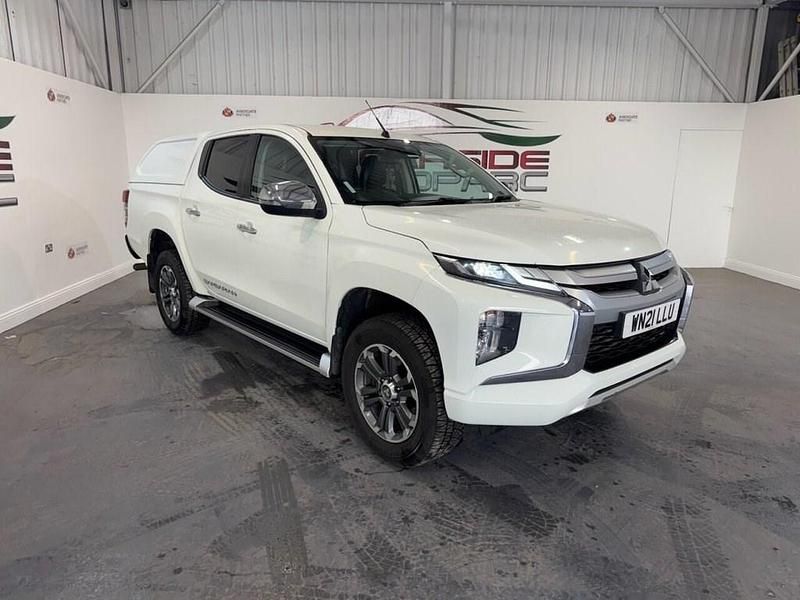 White Used 2021 Mitsubishi L200 Pickup | £21,000 (Expensive) - Image 1/4