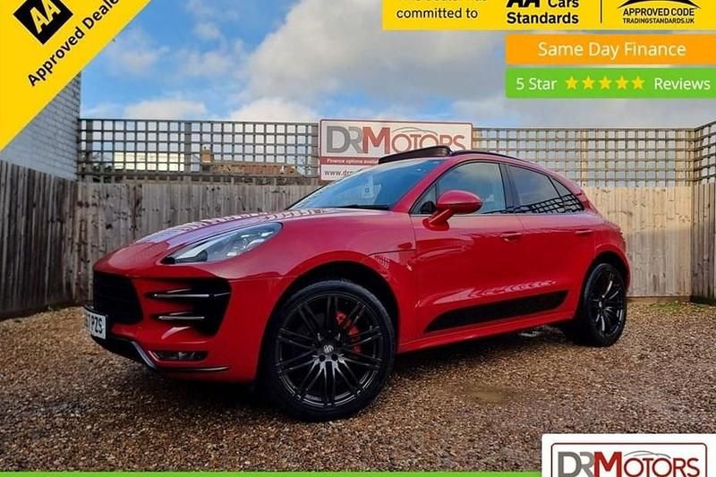 Used Porsche Macan Turbo 400 HP (294 kW) 2017 SUV