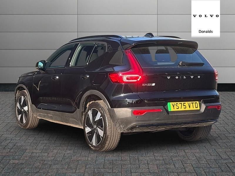 Usado Volvo EX40 Plus 185 kW (252 CV) 2025 Negro SUV