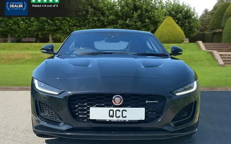 Usado Jaguar F-Type R-Dynamic 300 HP (220 kW) 2023 Coupé