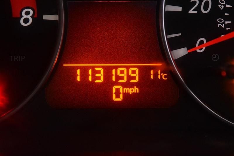 Used Nissan Note N-TEC 88 HP (64 kW) 2013 White Hatchback