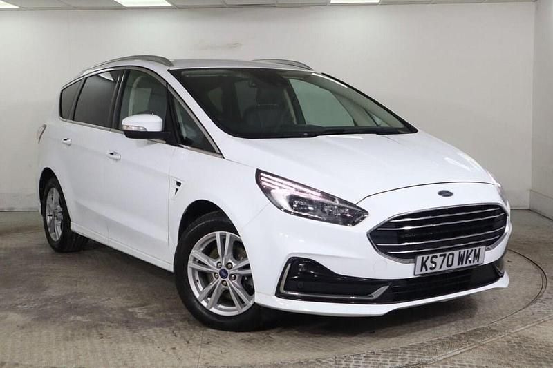 Used Ford S-MAX Titanium 2021 White MPV
