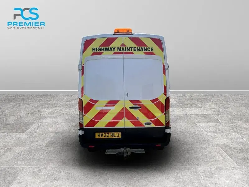 Used Ford Transit 130 HP (95 kW) 2022 White Van