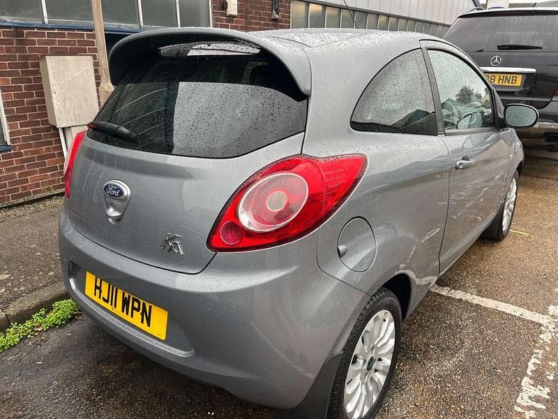 Silver Used 2011 Ford Ka Zetec Hatchback | £2,795 (Fair price) - Image 1/1
