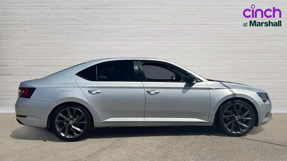 Used Skoda Superb SportLine 150 HP (110 kW) 2019 Silver