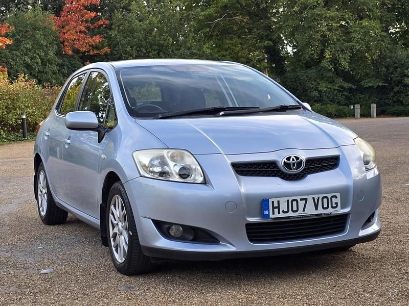 Used Toyota Auris 124 HP (91 kW) 2007 Blue Hatchback