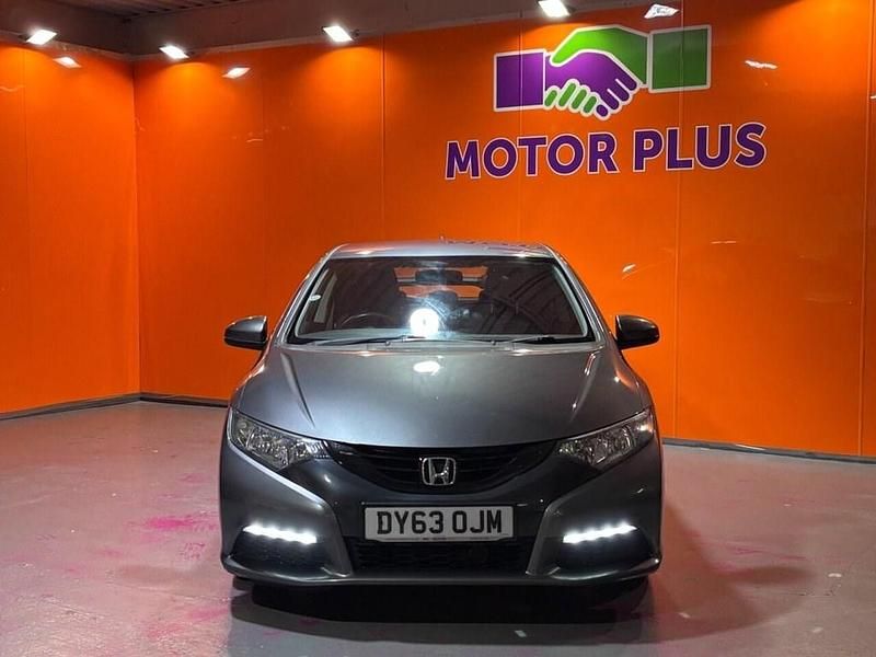 Used Honda Civic SE 100 HP (73 kW) 2013 Grey Hatchback