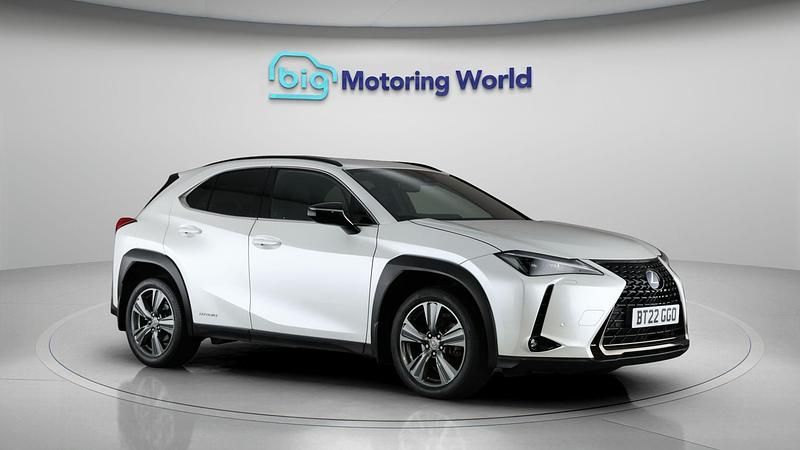 Used 2022 Lexus UX SUV | £19,739 (Fair price) - Image 1/4