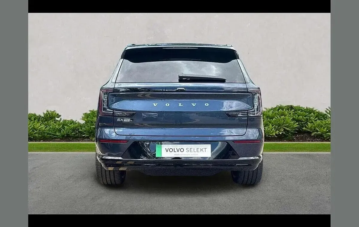New Volvo EX90 Ultra 300 kW (408 HP) 2026 Blue SUV