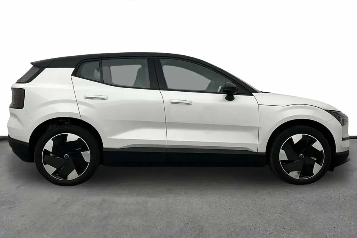 New Volvo EX30 Performance 314 kW (428 HP) 2025 White SUV