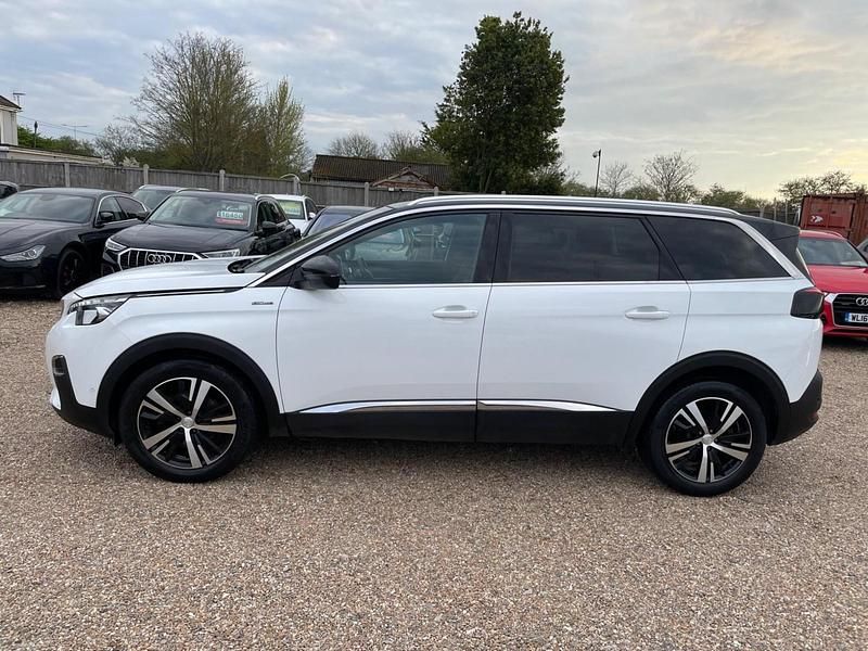 Used Peugeot 5008 GT-line 130 HP (95 kW) 2019 White SUV