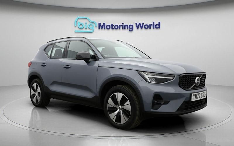 Used Volvo XC40 Plus 211 HP (155 kW) 2023 Grey SUV