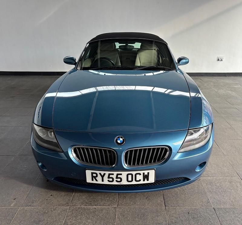 Begagnad BMW Z4 2005 Blå Cab