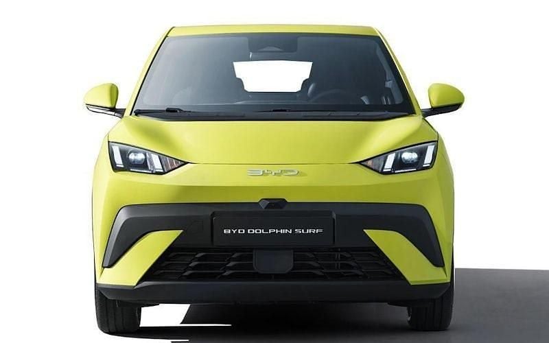 Green New 2025 BYD Dolphin Active Hatchback | £16,390 - Image 1/4