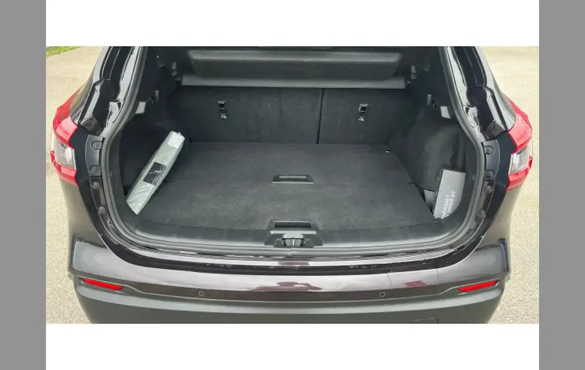 Used Nissan Qashqai Tekna 138 HP (101 kW) 2018 Black SUV